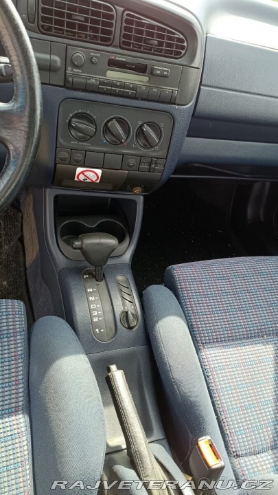 Volkswagen Ostatní modely Vento 2,8   IKONA DEVADESÁTEK 1993
