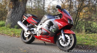 Honda CBR 900 RR Fireblade 1998