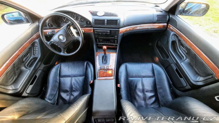 BMW 7 E38 728i 1999