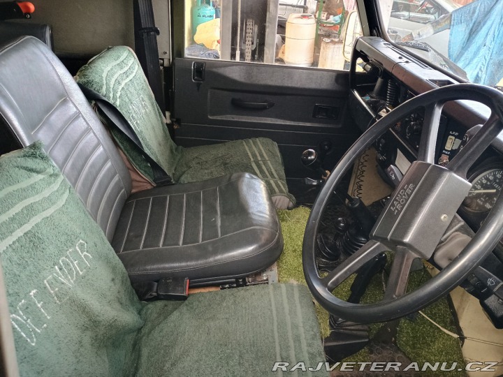 Land Rover Defender 90 1984