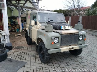 Land Rover Defender 90 1984