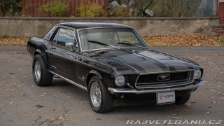 Ford Mustang Coupe