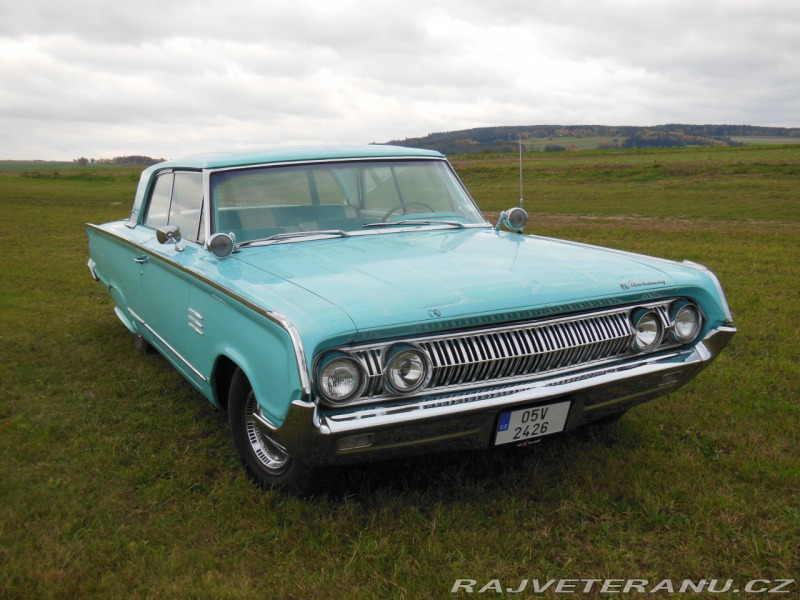 Mercury Monterey 2-door Hardtop Breezeway