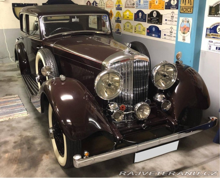Bentley 3½ Litre Derby Sports Saloon by Park Ward 1935
