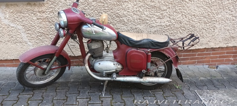 Jawa 250 559