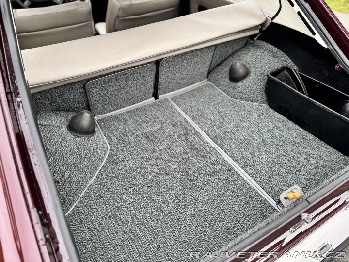 BMW 2002 Touring Malaga Rot 1974