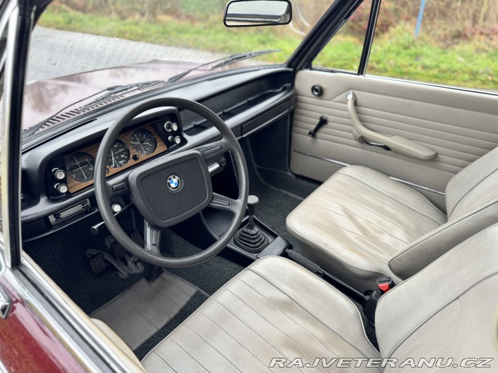 BMW 2002 Touring Malaga Rot 1974