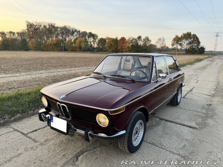BMW 2002 Touring Malaga Rot 1974