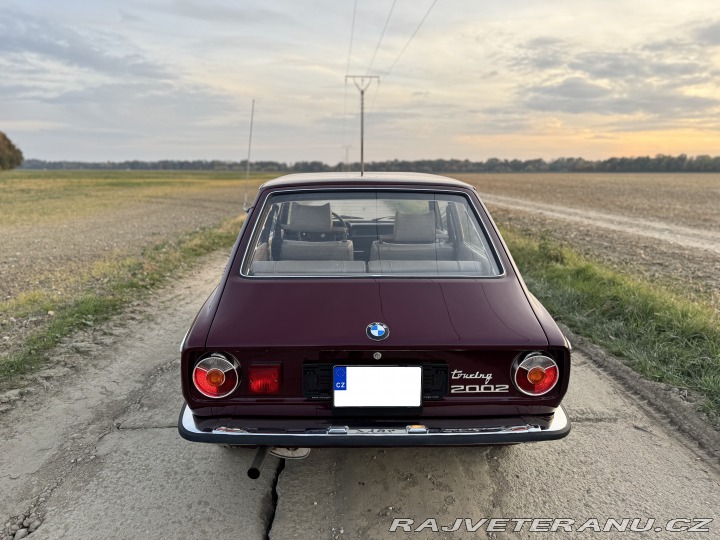 BMW 2002 Touring Malaga Rot 1974
