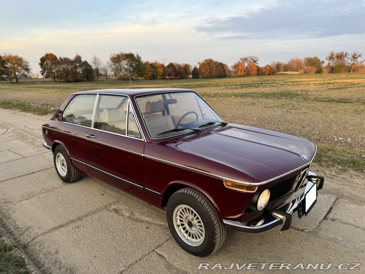 BMW 2002 Touring Malaga Rot 1974