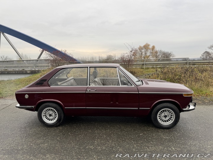 BMW 2002 Touring Malaga Rot 1974