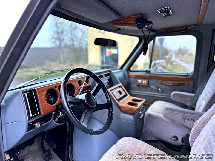 GMC Vandura 2500 5.7 V8 | Glaval 1989