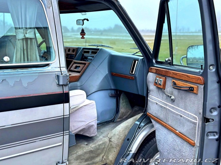 GMC Vandura 2500 5.7 V8 | Glaval 1989