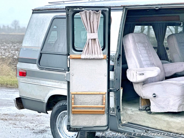GMC Vandura 2500 5.7 V8 | Glaval 1989