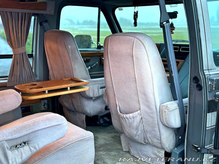 GMC Vandura 2500 5.7 V8 | Glaval 1989