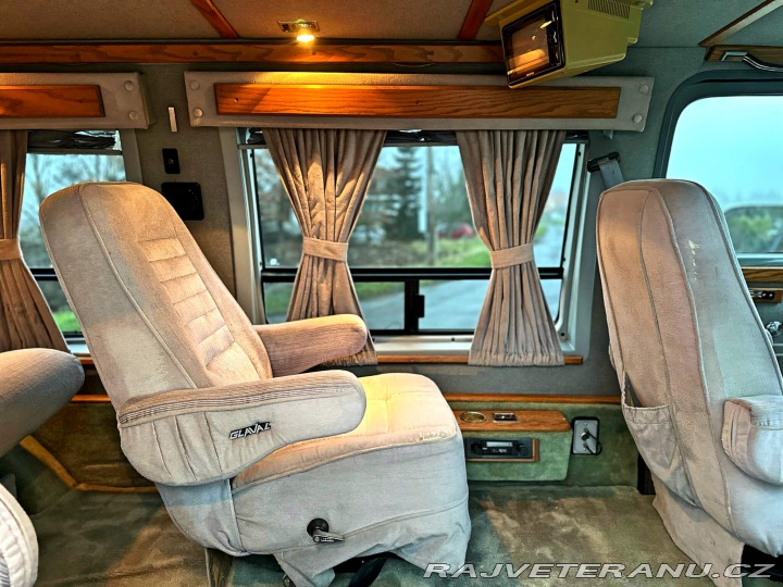 GMC Vandura 2500 5.7 V8 | Glaval 1989