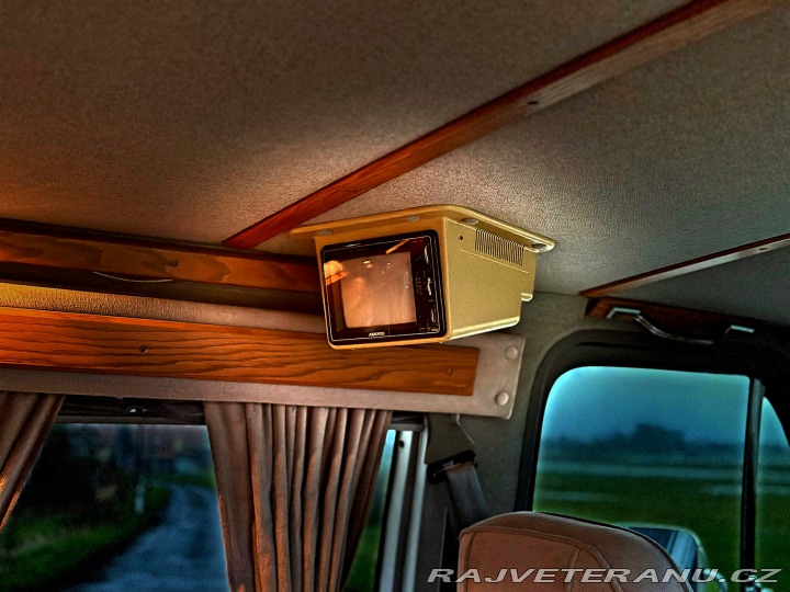 GMC Vandura 2500 5.7 V8 | Glaval 1989