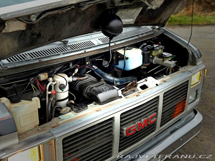 GMC Vandura 2500 5.7 V8 | Glaval 1989
