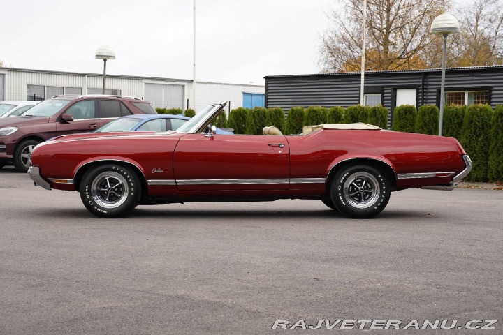 Oldsmobile Cutlass Supreme Convertible 1970