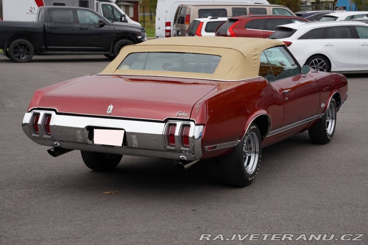 Oldsmobile Cutlass Supreme Convertible 1970