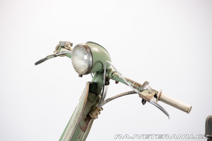 Piaggio Vespa U 1953