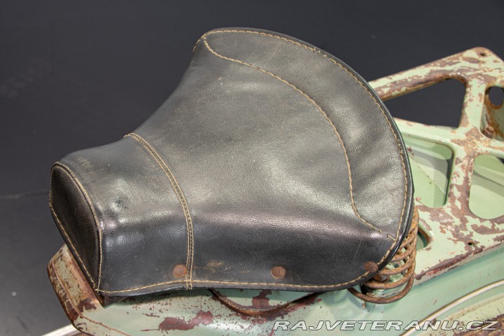 Piaggio Vespa U 1953