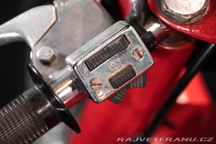 Ostatní značky Ostatní modely Rumi Gentleman 1959