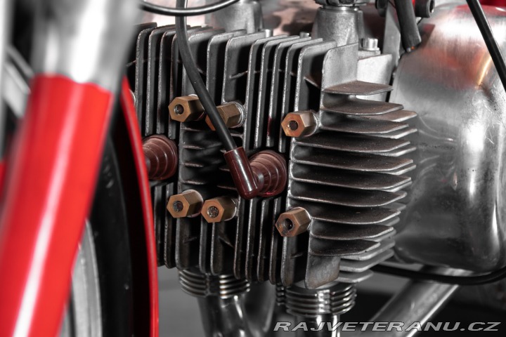 Ostatní značky Ostatní modely Rumi Gentleman 1959