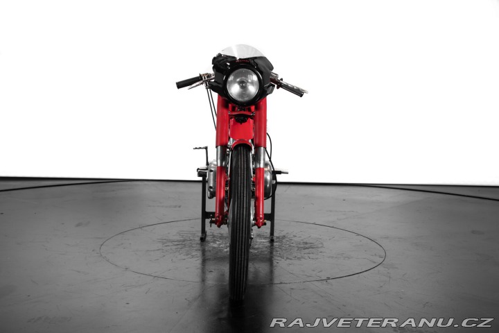 Ostatní značky Ostatní modely Rumi Gentleman 1959