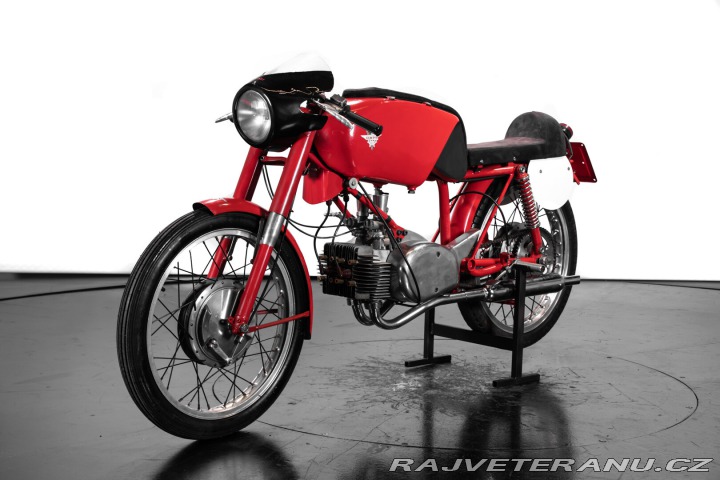 Ostatní značky Ostatní modely Rumi Gentleman 1959