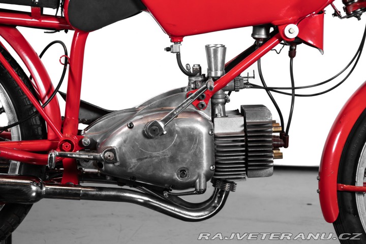 Ostatní značky Ostatní modely Rumi Gentleman 1959