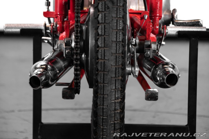 Ostatní značky Ostatní modely Rumi Gentleman 1959