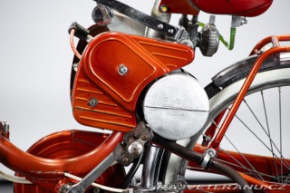 Ostatní značky Ostatní modely Bianchi AQUILOTTO LADY (VELOMOTORE) 1966