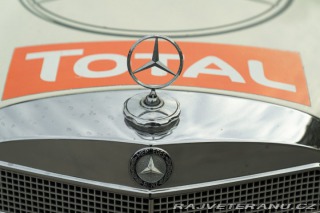 Mercedes-Benz 220 S RALLY 1967