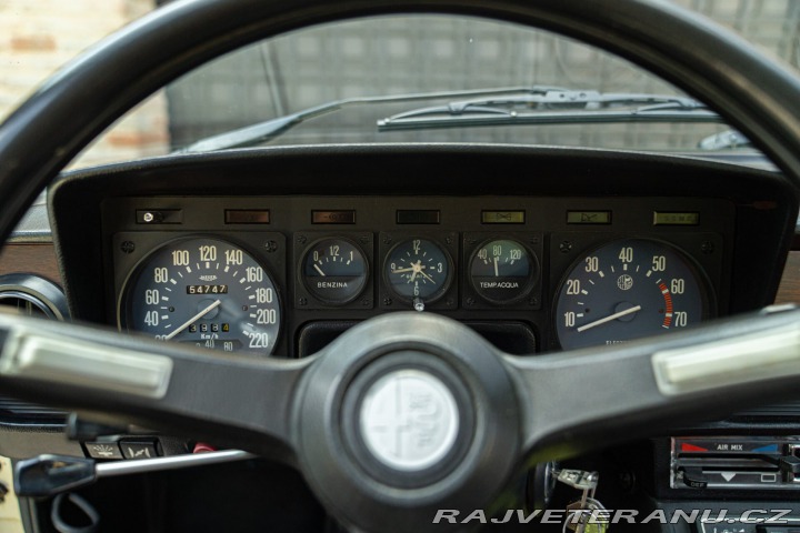 Alfa Romeo Alfetta 1600 1977