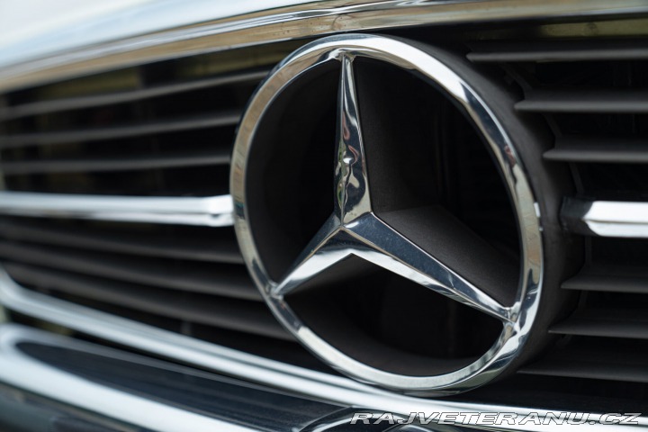 Mercedes-Benz SLC 500 1984