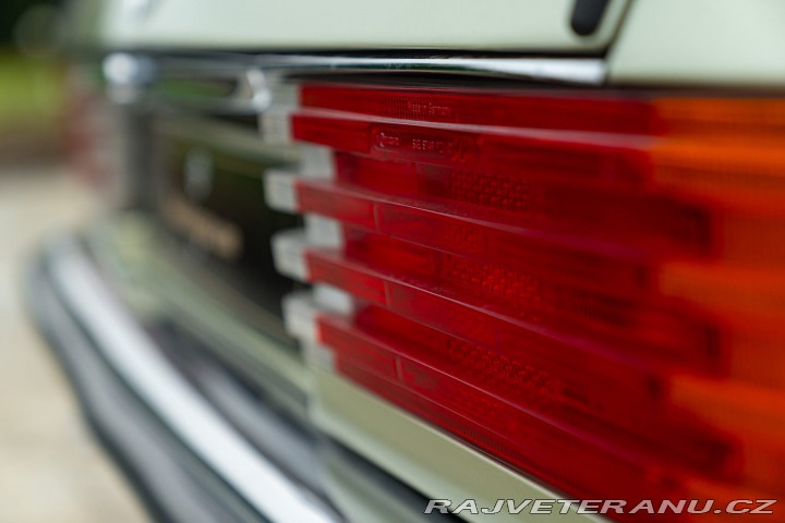 Mercedes-Benz SLC 500 1984