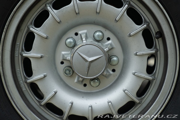 Mercedes-Benz SLC 500 1984