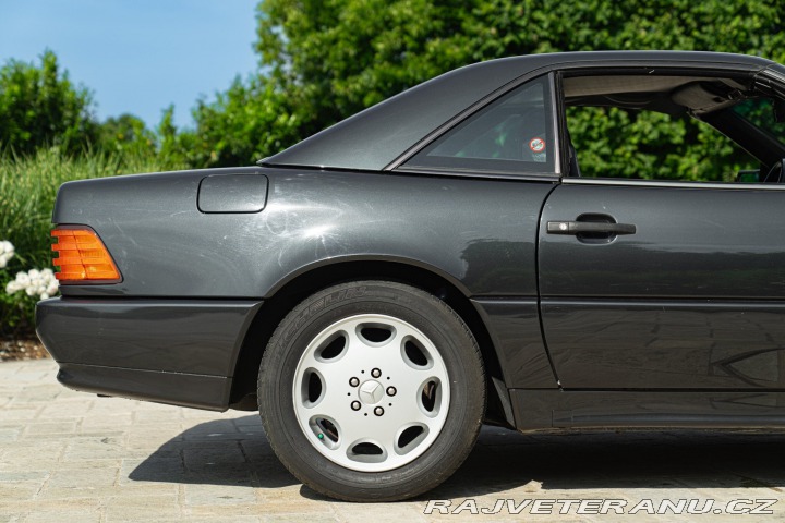 Mercedes-Benz 300 SL 1990