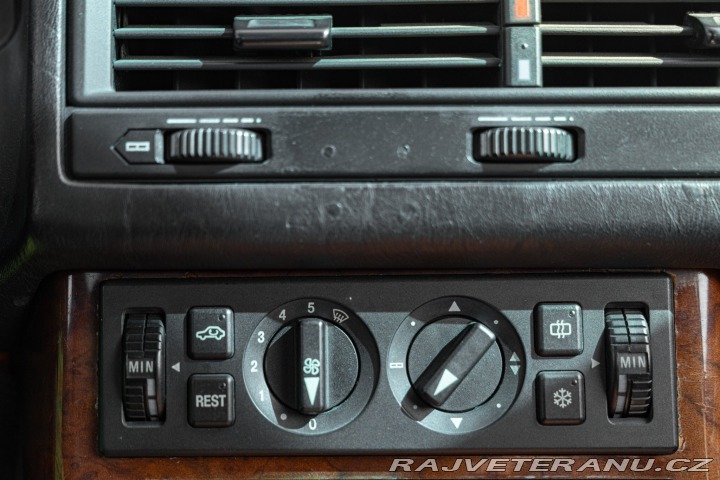 Mercedes-Benz 300 SL 1990