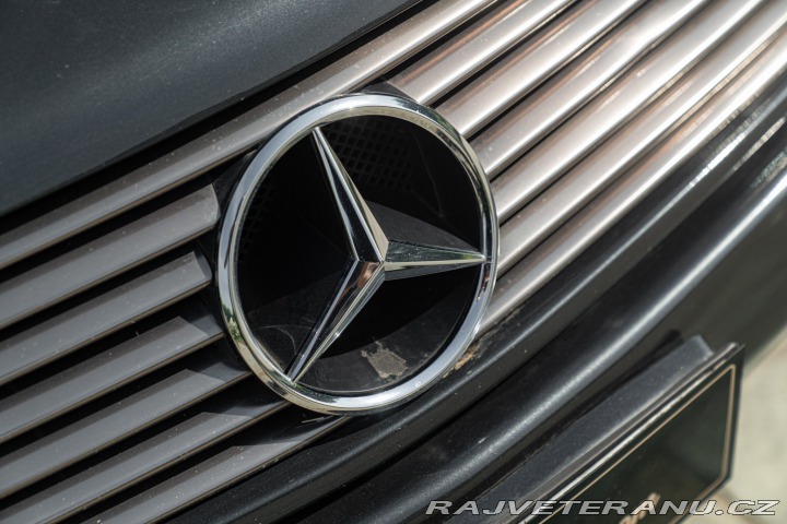 Mercedes-Benz 300 SL 1990