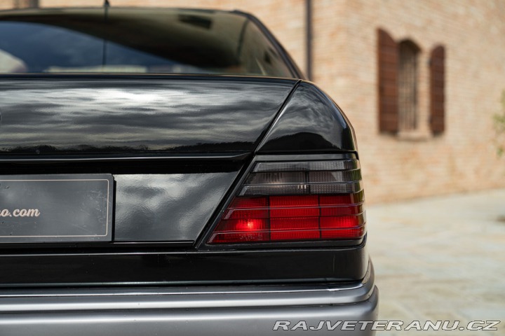 Mercedes-Benz 200 CE 200 Coupé 1990