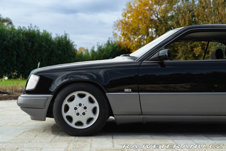 Mercedes-Benz 200 CE 200 Coupé 1990