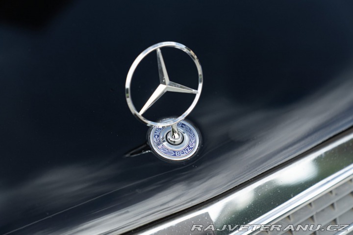 Mercedes-Benz 200 CE 200 Coupé 1990