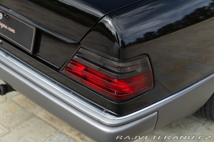 Mercedes-Benz 200 CE 200 Coupé 1990