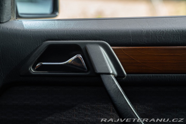 Mercedes-Benz 200 CE 200 Coupé 1990