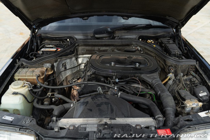 Mercedes-Benz 200 CE 200 Coupé 1990