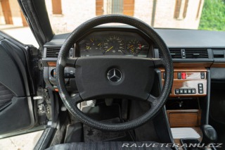 Mercedes-Benz 200 CE 200 Coupé 1990