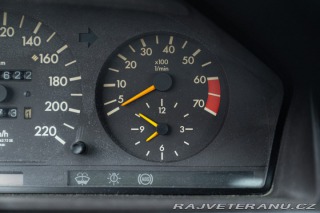 Mercedes-Benz 200 CE 200 Coupé 1990