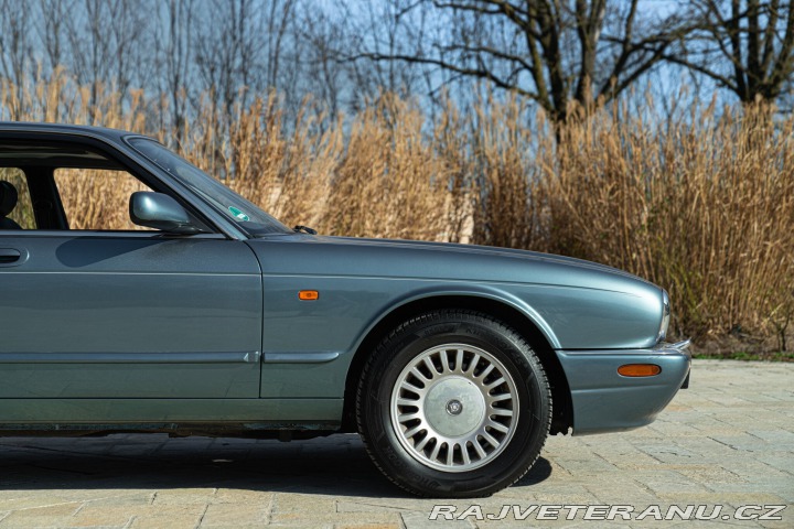 Jaguar XJ XJ8 3.2 EXECUTIVE 1997